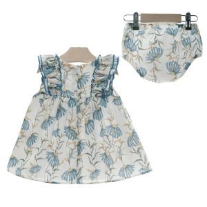 Vestido con braguita con flores azul zafiro 